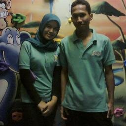 http://t.co/EG54w880rj
 CookHelper-In WOWZONIA_ The Cave Bistro_ Lippo Mall Kemang Village. *Alumni SMA PGRI 3 Jakarta. ♥ 2K13 _ 5 Januari 1995.