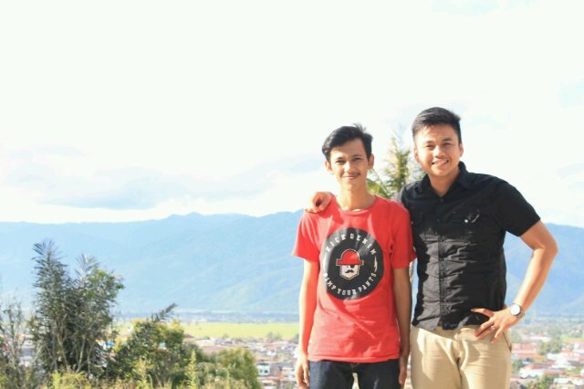 Hadapi hidup dengan senyuman