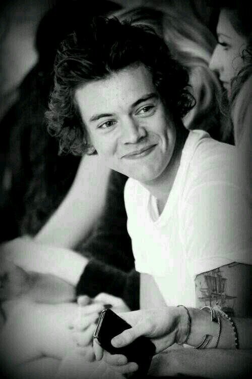 i want your fav to follow you @narrydelsoy