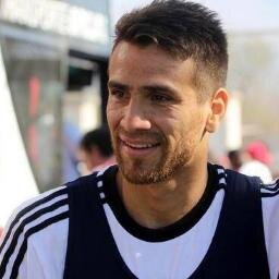 enamorada y fans de ponzio te amo y tbm fans de sergio ramos radamel falcao edinson cavani fans de 1D y BTR fanatica de river plate hija y hermana