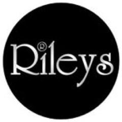 Rileys Pool and Sports Bar, Oxford! Students, come check us out, we got some great deals for you all. 

Free Memberships right now!