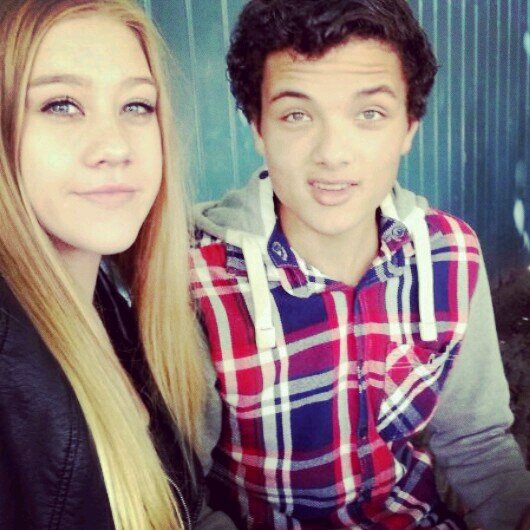 Best friendsss @chiaarx@xsjorsiexpowerx @tommy_abbie @rickyouknow @romy_LY