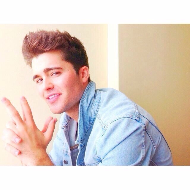 This is Spencer Boldman's OFFICIAL Fanpage. News, updates, quotes and facts on Spencer Boldman!