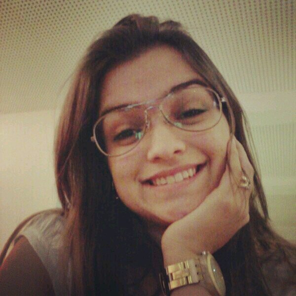 Flamenguista e extremamente espontânea  :*