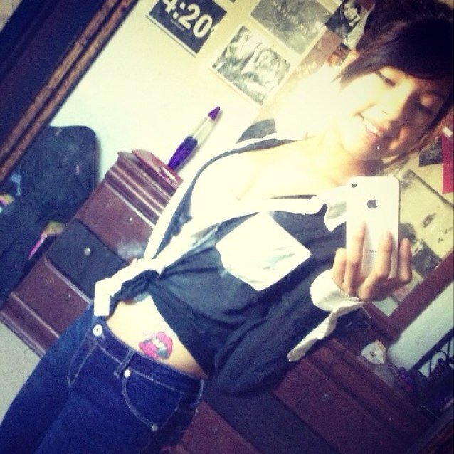 follow me & I'll follow back :)