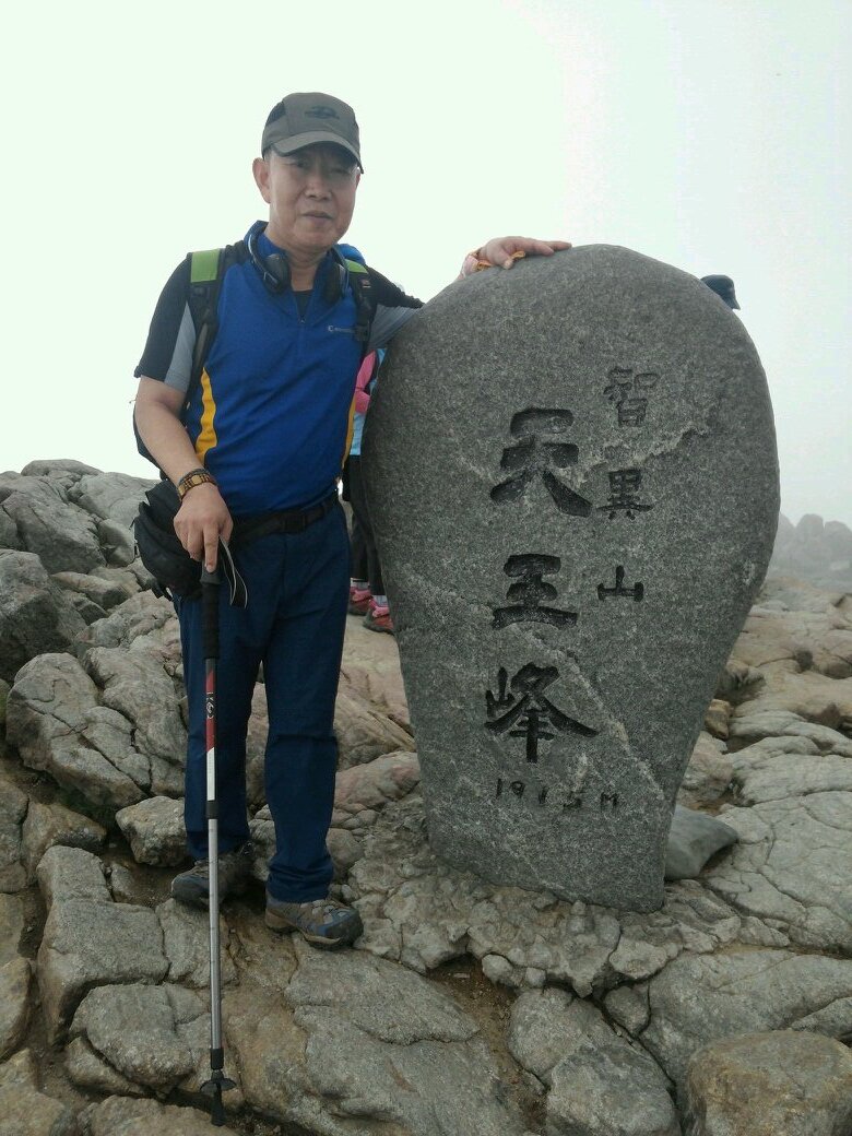 저는덕유산밑무주안성이고향이고여행이취미이고미식가입니다