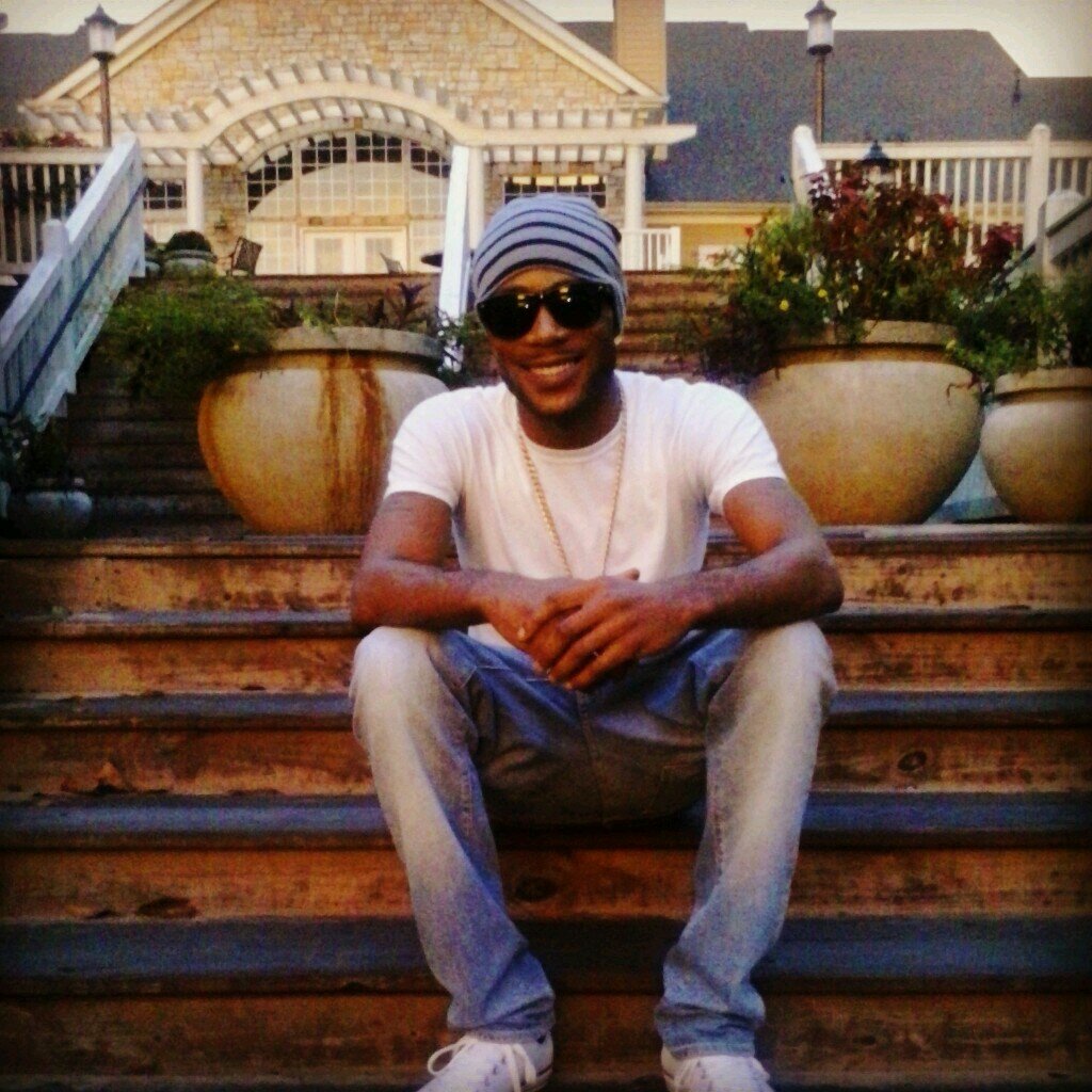hip-hop artist for CTZ The C-Tizens like making great music, I'm fun to be around very hard worker and very easy yo get along with...