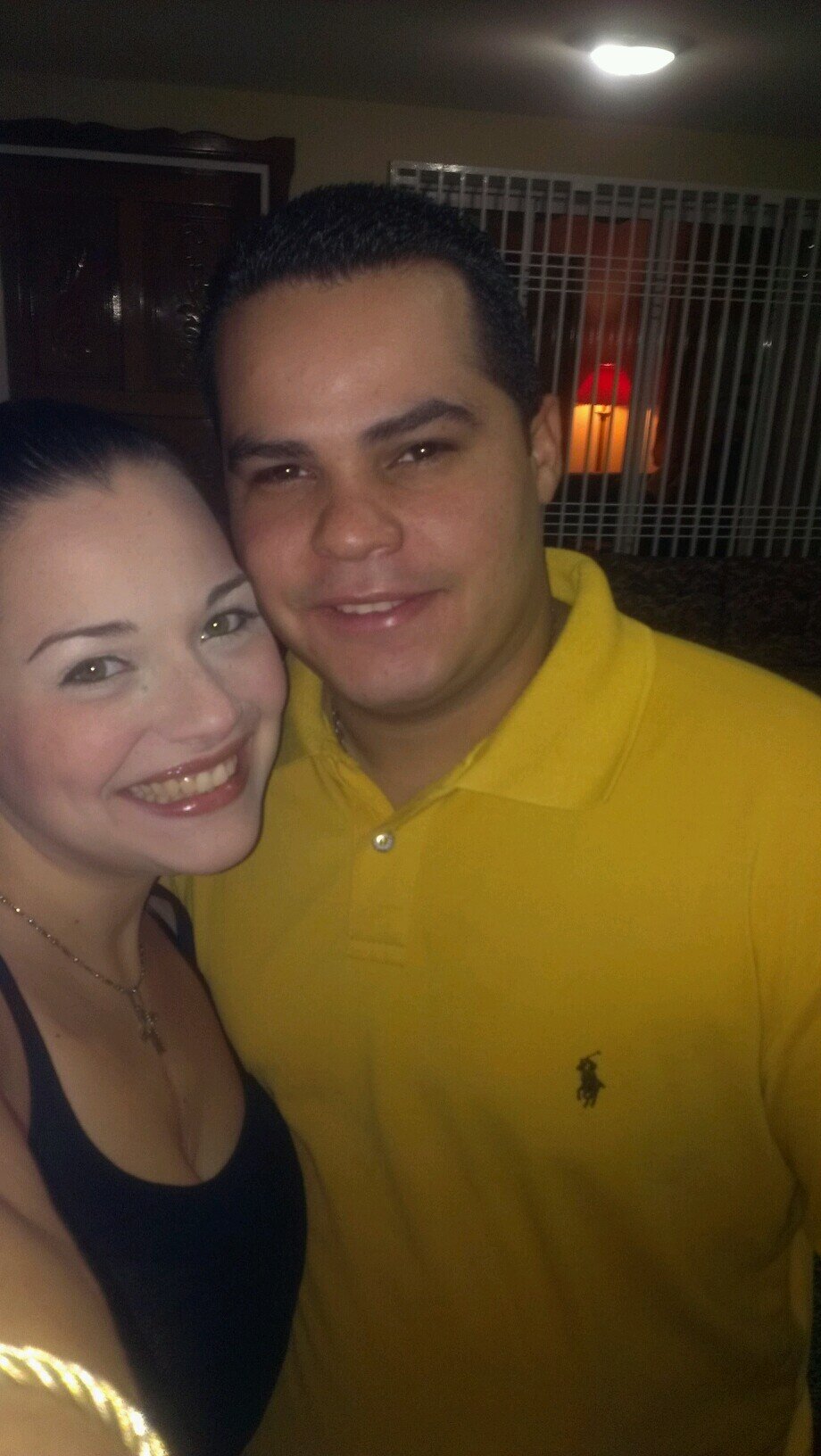 Mujer que lucha por lo que quiere, y guiada 100% por las manos de Dios...