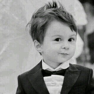 ﻣ̵̵̵رآهِق | ﻣ̵̵̵تفائل .. فَ ا̄ﻟحيااةُ اامل $ | نِصف مآ ااغَرد ﻣ̵̵̵ن كتاباتِي و ا̄ﻟنِصف الآخر مقتطفاتُ ااعجبتنِي | لآآ ااغرد كثيراً وَ ااتشرفُ بمتابعتكمَ ♥'