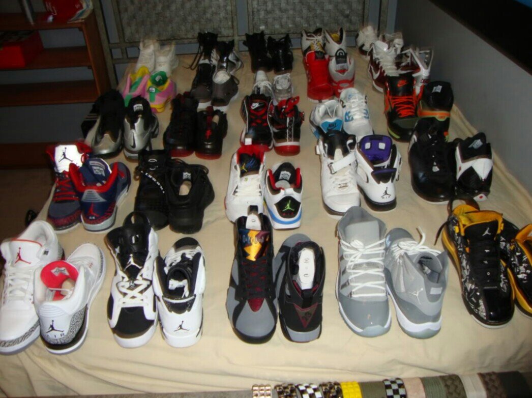 Just a cool Twitter account that post pics of shoes