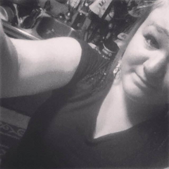 LostWithYou0913's profile picture. I'm just an undiscovered singer. What am I 'pose to do?