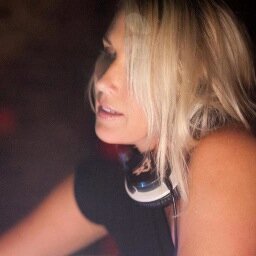Resident DJ at Pravda and Sputnik.  Baby, I just want to make you DANCE!
https://t.co/GDLHlfNkn9