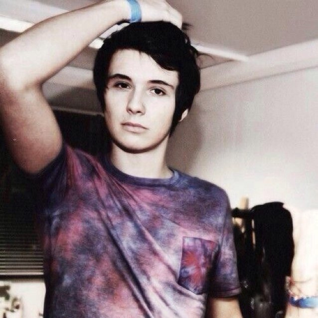 |2/5janoskians+the vamps band acc+christian beadles+carly rea jepson| i like bands idk