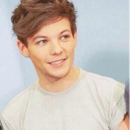 follow @gotdattommo bc ily. i follow back on that acc. ♥
