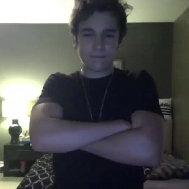 Hes my life. My inspiration. My idol. AUSTIN MAHONE (@gh3ttof4b)