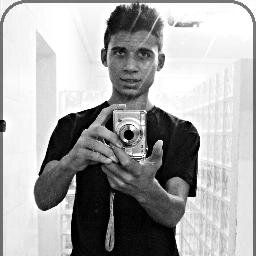 A tristeza valora a felicidade, yin e yang, ela traz o equilíbrio sentimental. É feliz apenas aquele que um dia já foi triste.