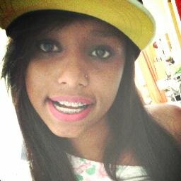 ♥ Qυєяiα รєя υм bαรєαdσ ραяα иαรcєя єм รєυร dєdσร, мσяяєя єм รєυร lábiσร, є fαzєя รυα cαbєçα. ♥