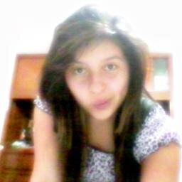 Soy alegre , no me gusta pelear con nadie solo me gusta tener amigos nada de compromisos. soy adventista del séptimo día :) y soy feliz siguiendo a Jesús :) :)