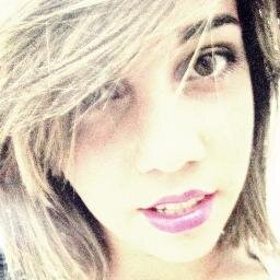 Pessoas perfeitas não mentem, não bebem, não brigam, não erram e não existem é claro. Meu bom e velho foda-se sociedade