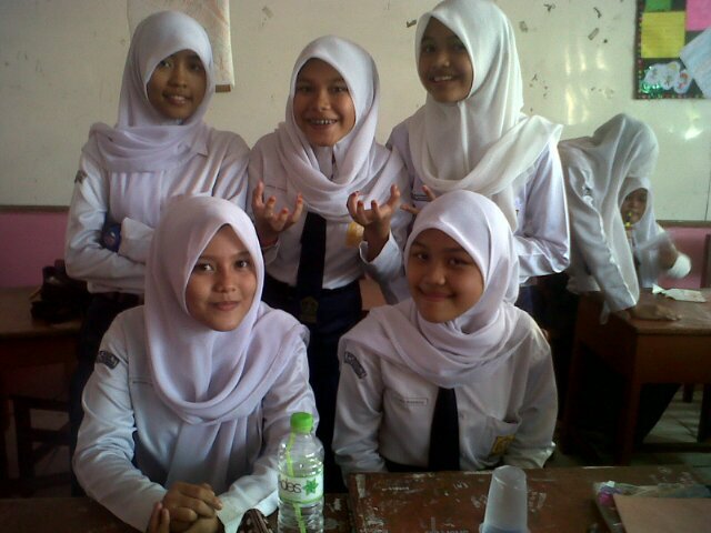 just for kuis , more @widrikhairani