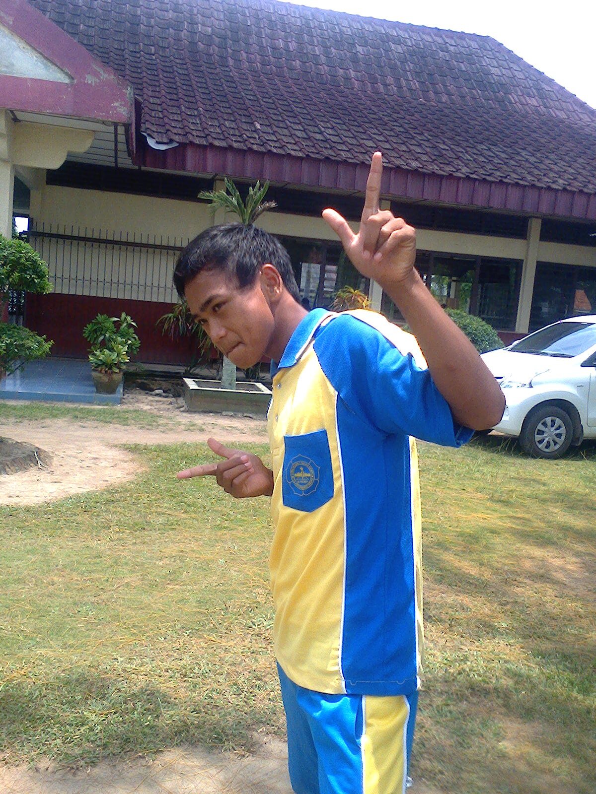 THE GITARIS AQUISTIK