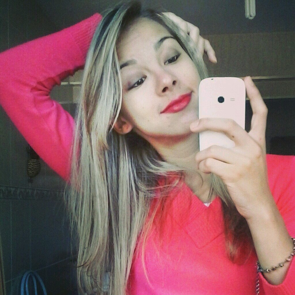 Se você não pode mudar seu destino, mude sua atitude.
 
http://t.co/SmQhjoymfF