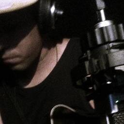rapper guarujaense da hotrhyme crew.

#ComeçoDaLegião
