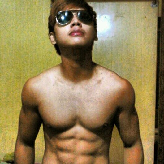 How can  i move on, when i still inlove with you.