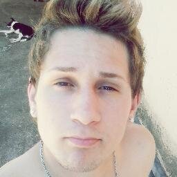 Vivo nesse mundo e sempre vo viver amor , então se quer fexa comigo me aceita como eu sou (8 '