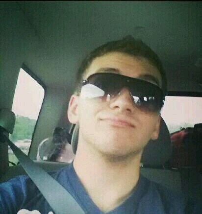 Hey all! Just a fun gay boy stranded in the middle of nowhere! Hit me up!
