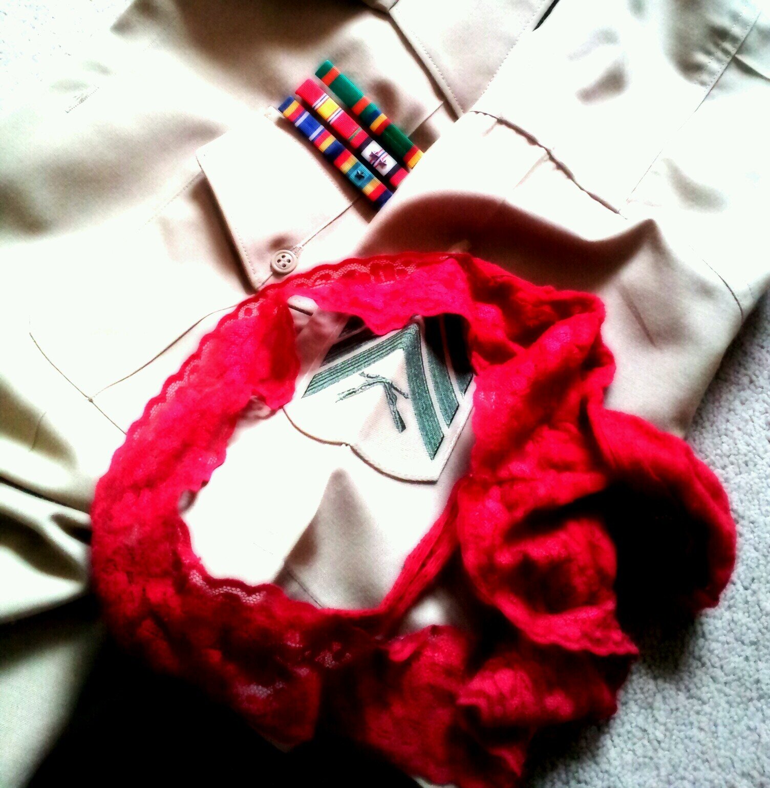 cammiesonfloor's profile picture. A blog about sex, love, and naughty adventures in my life. Just sister M on this now. 18+ nsfw