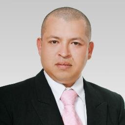 Especialista en Gerencia Deportiva, Licenciado en Educación Básica con Énfasis en Educación Física, Entrenador de Tiro con Arco