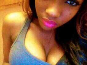 Bold & Beautiful- Selectively Available- I ♥ Music & Fashion
Kik: MzKhloe