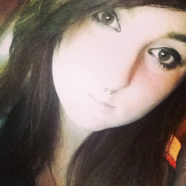 paandaxox's profile picture. i drink a lot of tea, smoke a lot of cigarettes and obsess about weight loss.