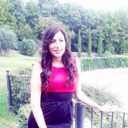 University student in foreign languages, 



dreamer and music-mad,

I love travelling abroad.  







Peace, Love and Rock'n'roll