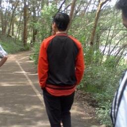 Mcpras_Haryadi's profile picture. kita ada di dunia bukan untuk mncari seseorang yg smpurna untk di cintai,tetapi belajar mncintai orang yg tidak sempurna dengan cara yg sempurna..