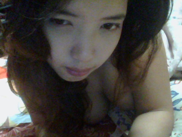 phetchar's profile picture. ชีวิตมนุษย์นี้มันสั้นนัก ความรัก ความสุข ทุกสิ่งอย่างมาไว ไปไวเสมอ สิ่งที่เราพึงทำ และสามารถทำได้ก็คือ จดจำสิ่งดีๆไว้ และให้อดีตได้สอนเรา