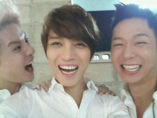 jyj 大好き(*/□＼*)特にｼﾞｪｼﾞｭﾝペンﾃﾞｽ(*´∇｀*)jyj 好きサン気軽に絡んでください(^∇^)