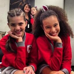 Olá fiz esse twitter em homenagem a novela Chiquititas  e as personagens!
