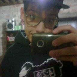 Fé no pai que o inimigo cai ♫♪