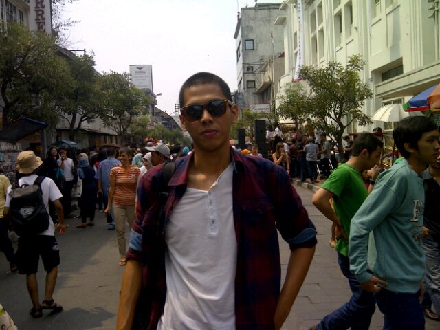Leader of Lingkar Ganja Nusantara | be at the moment | Pancasila | dhira@legalisasiganja.com