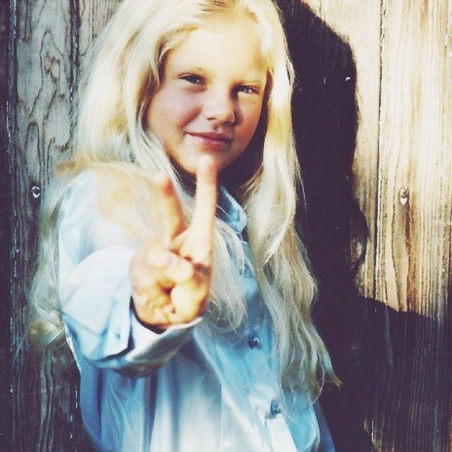 We love Taylor Swift and there ain't nothing y'all can do about it. We follow back! (Taylor.. If you're creeping, we love you)