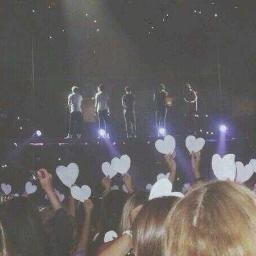 @flowerbedniall here to tell you your fav will follow you one day, never give up  x
