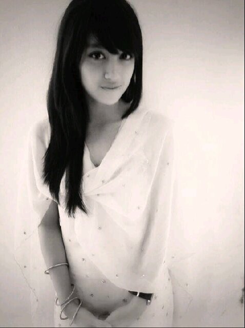 ELWnabilaholic's profile picture. E-nergetic T-alkative B-aby. I bring smile to
others ^^ 'coz as JKT48 members i bring
happiness to everybody ◦ˆ▽ˆ/
#nabilahjkt48