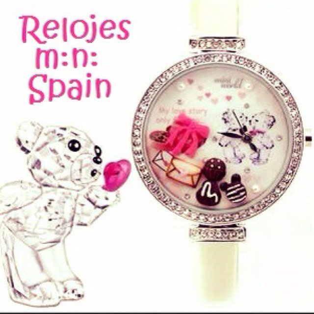 Relojes únicos y exclusivos de piel con detalles en su interior de miniaturas pintadas y montadas a mano, colección exclusiva marca oficial, envios desde españa