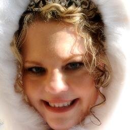 Married working mother of 3 trying to fullfill all my dreams as effortlessly as possible and learning crocheting, gardening, breadmaking, jamming, ect