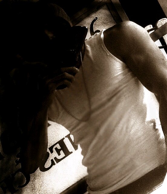 arie_dental's profile picture. 