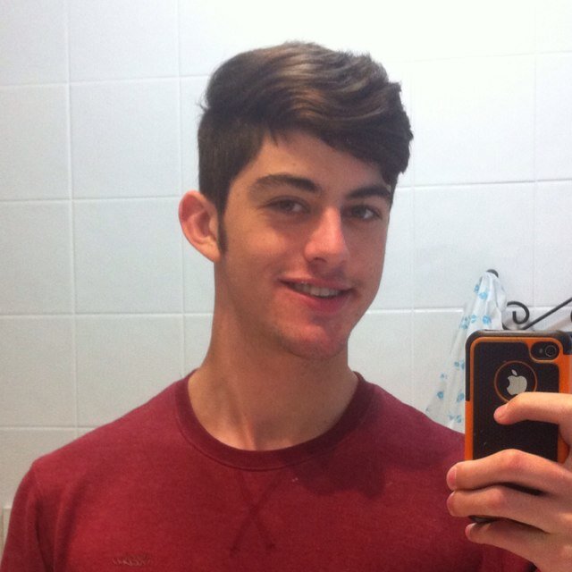 TECHD3C3's profile picture. 