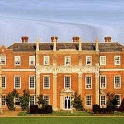This is one of the best Prep-School in the world where the kids are more into partying than books.