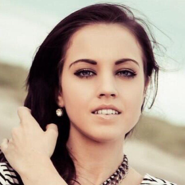 Fanpage for the georgous Melanie McCabe who is currently on The Xfactor UK